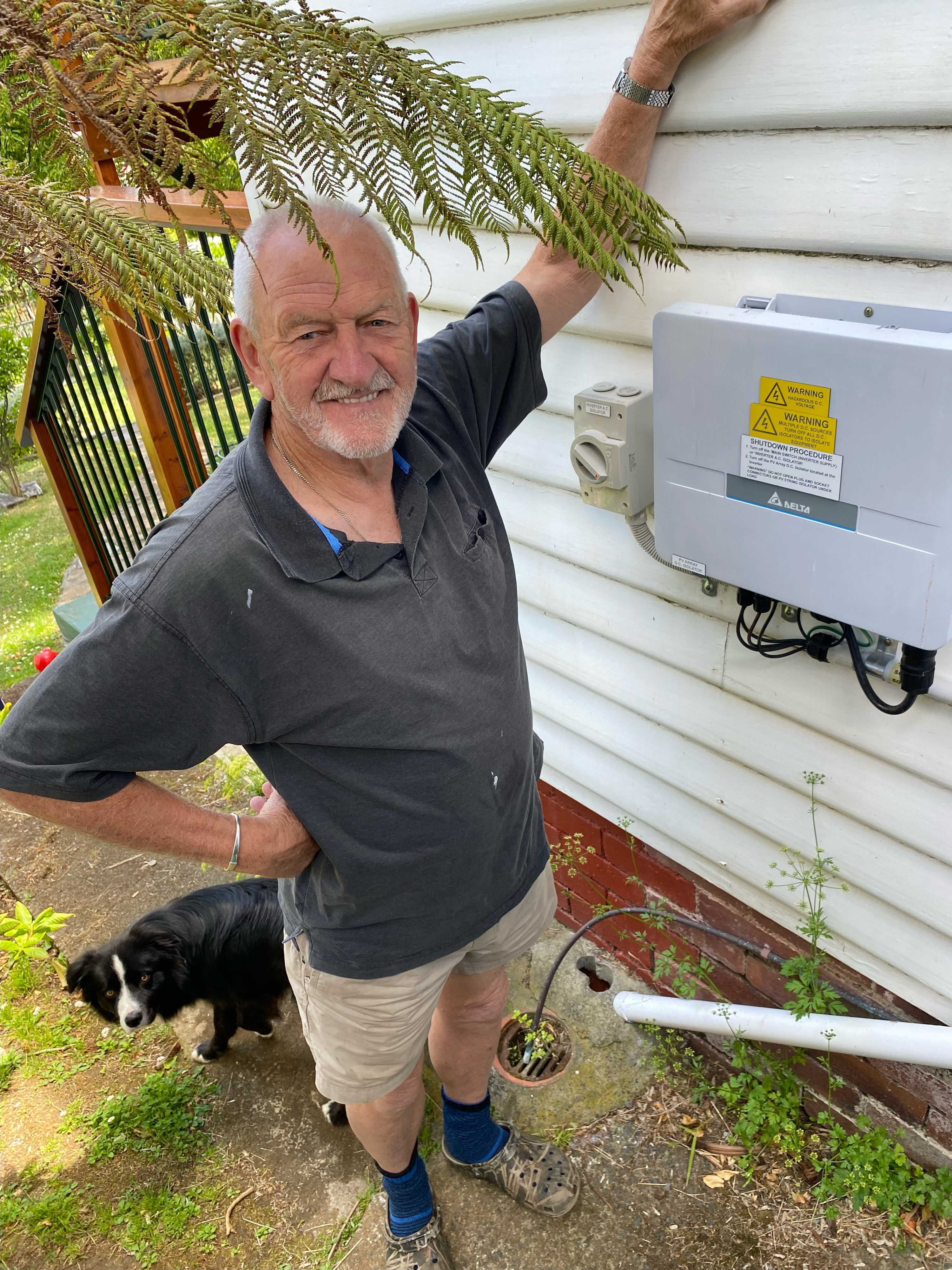 Roscoe Thomas with his solar power inverter.